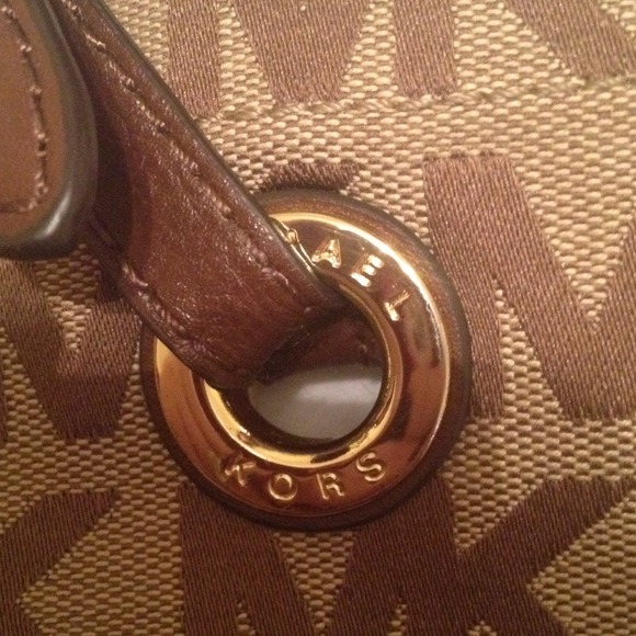 Michael Kors handbag - Picture 3 of 4