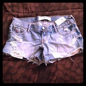 Never worn cute jean shorts with tags