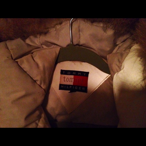 ❤️Down filled Tommy Hilfiger ski jacket - Picture 2 of 8