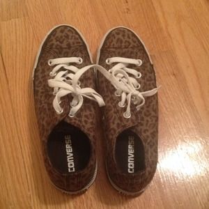 Converse shoe😍😍