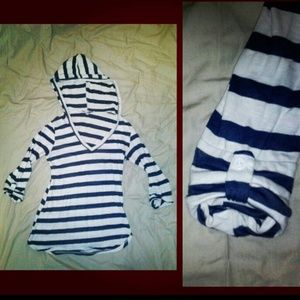 Striped, hooded top