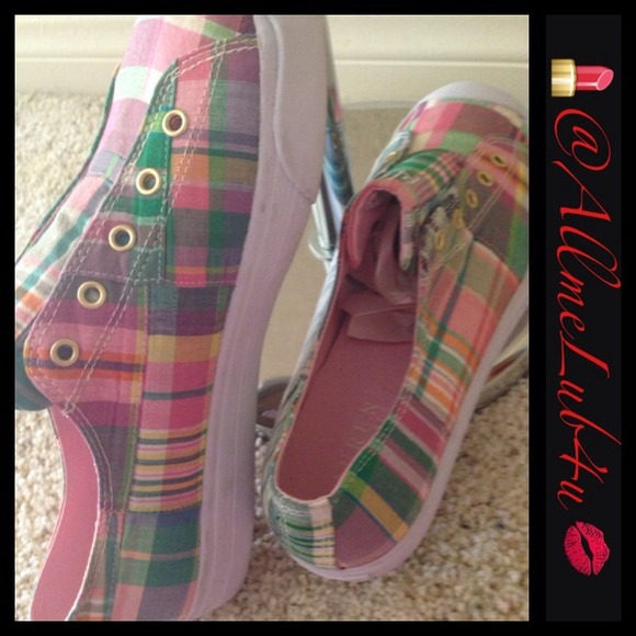 🚫SOLD🚫SALE/REDUCED! Ralph Lauren Plaid Shoes - Picture 3 of 4