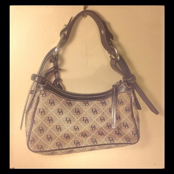 Dooney & Burke Purse Hand bag- AUTHENTIC