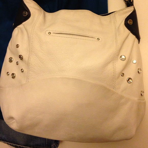 REDUCED!  B MAKOWSKY LEATHER BAG $69 FINAL PRICING - Picture 3 of 4