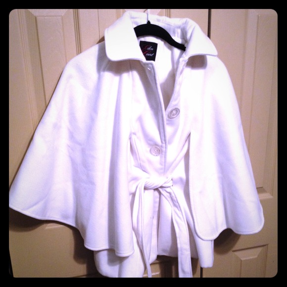 White Cape Coat Short Tie Button Up Coat