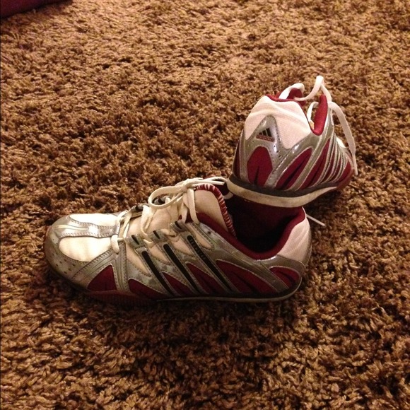 Adidas shoes - Picture 1 of 4