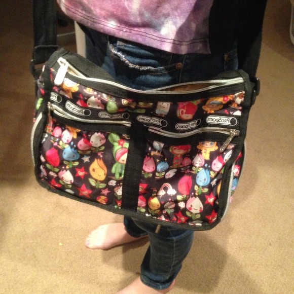 😍cute tokidoki bag! ❤️