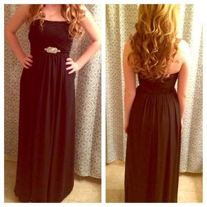 REDUCED-Black long formal dress💃
