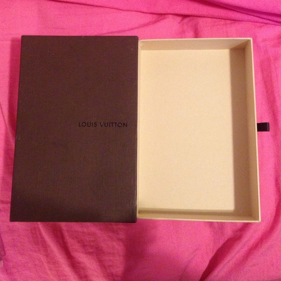 Authentic Louis Vuitton Box - Picture 3 of 3