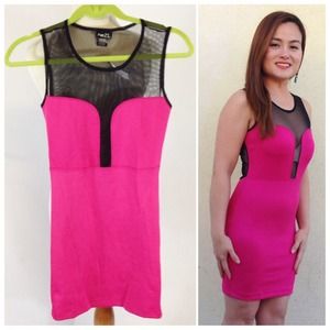 ⬇️Hot pink Bodycon dress⬇️