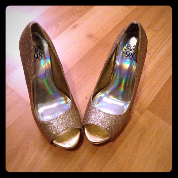 Gold glitter heels