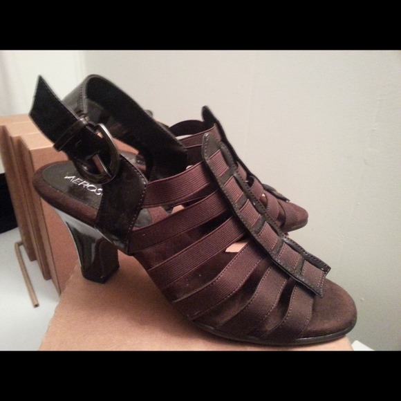 NWOT Aerosoles Brown High Heels 🎉❤️💕💜💚💛🎉💥