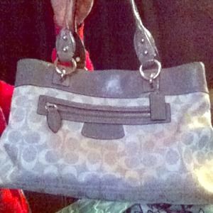 **Trade **  Authentic coach purse