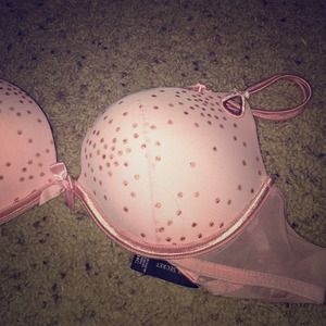 Victorias Secret Push Up Plunge Bra
