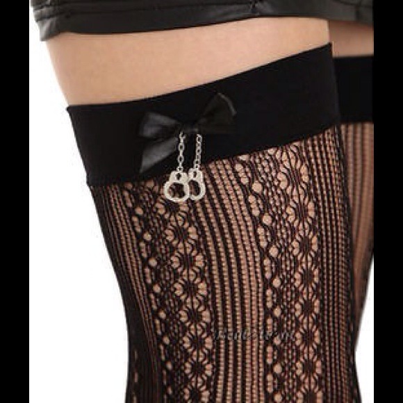 SOLD💢🔱50 shades of grey bow & cuff charm thigh h - Picture 2 of 2