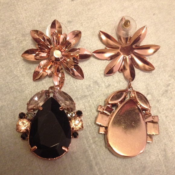 *SOLD* earrings ASOS - Picture 2 of 2