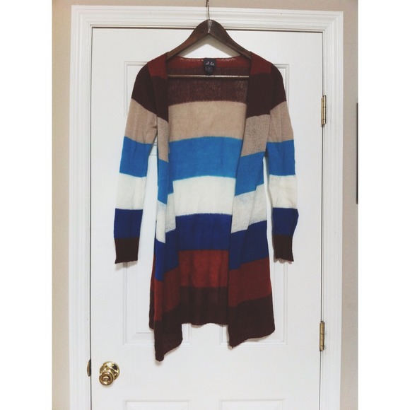 👹SOLD! cute autumn to winter long cardigan.