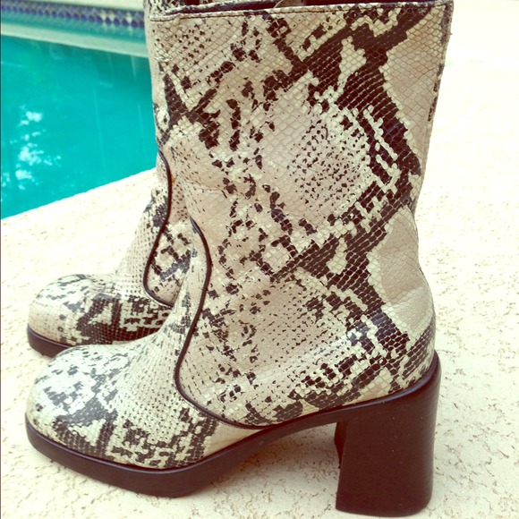 REDUCED‼️ Made in Brazil,lizard leather boots