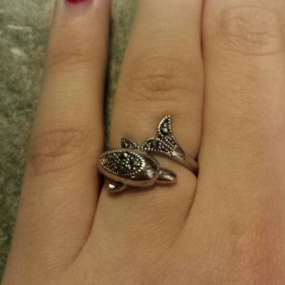 Dolphin ring - Picture 2 of 2
