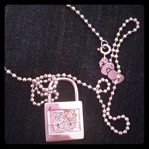 .925 Sterling silver Hello Kitty lock necklace.