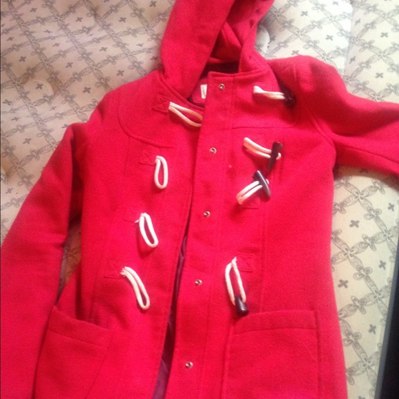 Red peacoat - Picture 1 of 2