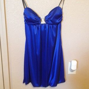 Gorgeous Strapless Safire Blue Bubble Dress