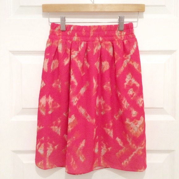 😻CLEARANCE!😻 Hot Pink Ikat High-Waisted Skirt