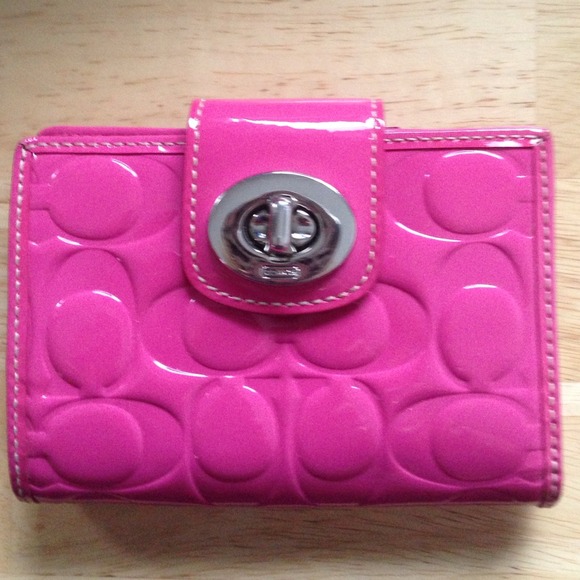 RESERVED for lasvegas!REDUCED!!  Rare Coach wallet