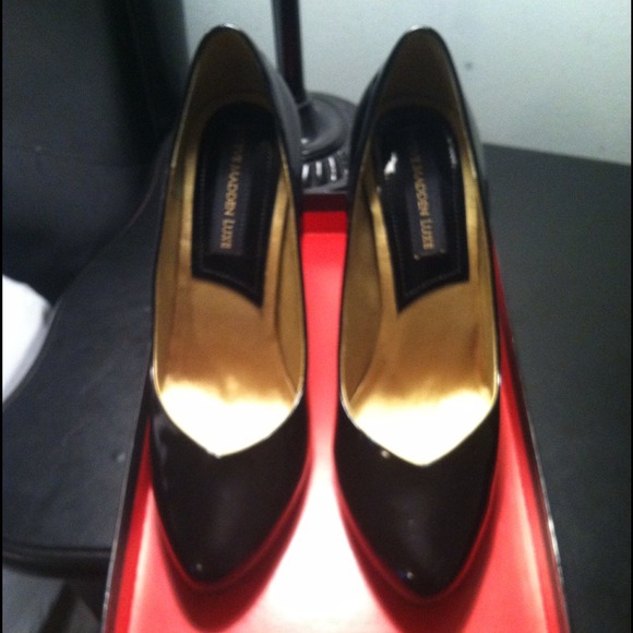 Steve Madden Luxe black patent leather heels!