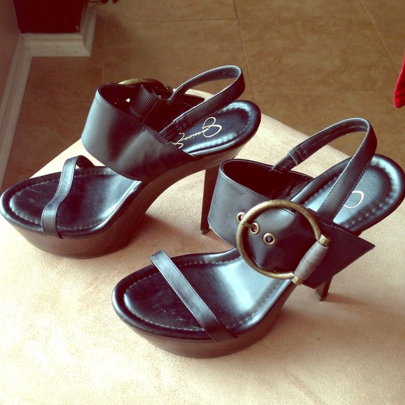 Jessica Simpson GAMMA black platform sandals
