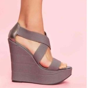 ⬇️REDUCED NastyGal MIA Bound Platform Wedge- Slate