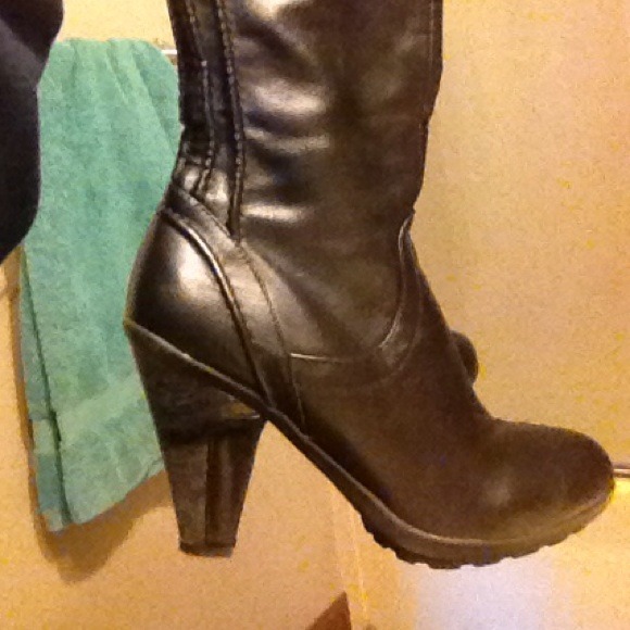 Black boots