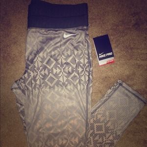 BUNDLE. Nike Leggings/Nike Tank/Nike Shorts