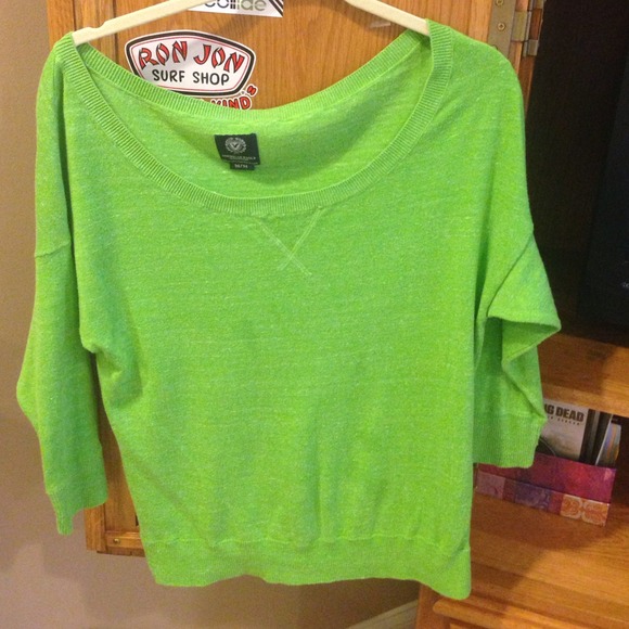 American eagle top