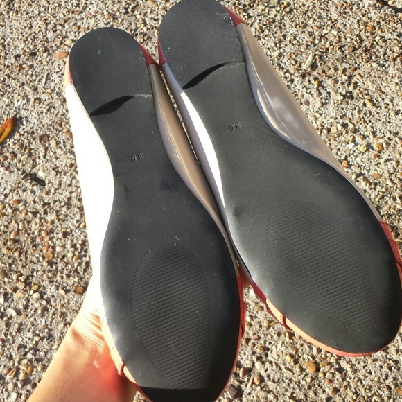 Guess Shoes - Guess flats 8.5 Guess Shoes - Guess flats 8.5