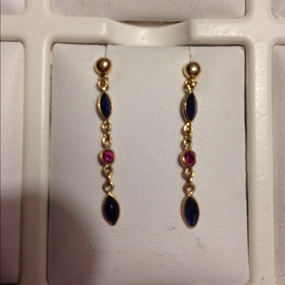 Sold!!!!!14k earings with colored stone! Vintage!!