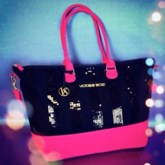 Victoria's Secret Handbags - 🎉Host Pick🎉NWT Victorias Secret New Tote