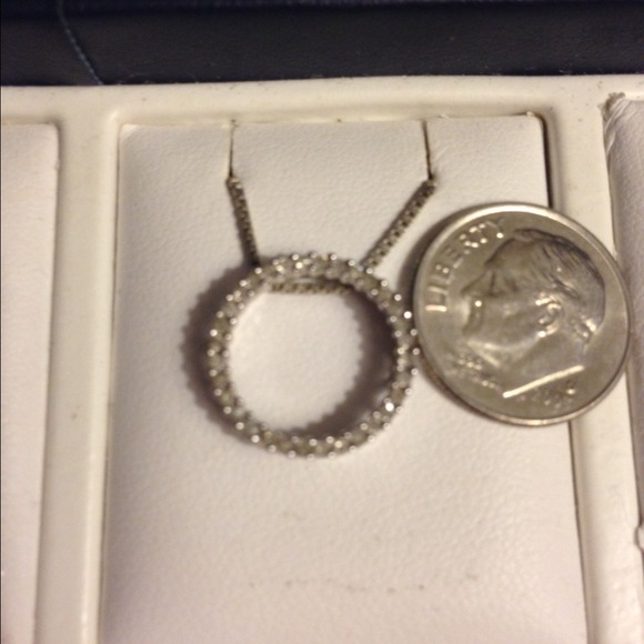 10k with diamond from kays