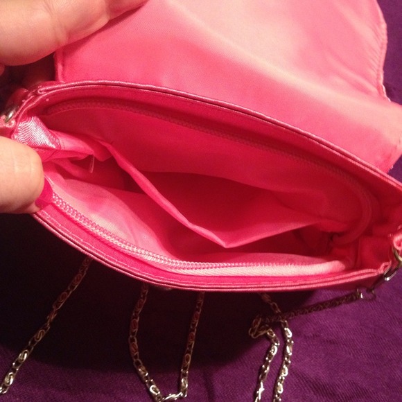 Pink Chain Strap Evening Bag - Picture 4 of 4