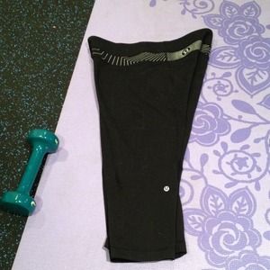 Authentic Lulu lemon Athletic Crops