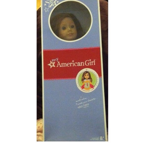 authentic 2012 American Girl Doll w/ pierced ears