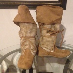 Faux Fur Boots super comfy