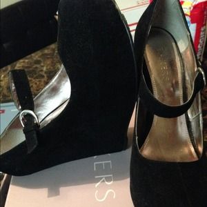 💁💁 Bakers MENDA Wedge💁💁