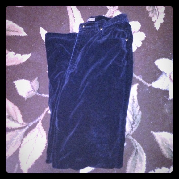 Navy Velvet Skinnys☺️