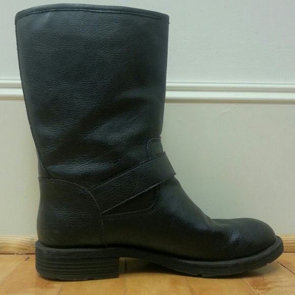 Studded boots - Picture 3 of 3