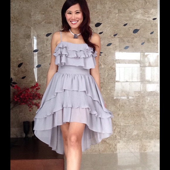 🎉HP🎉✨Lavender Multi Pleated Layers Hi Low Dress✨ - Picture 4 of 4