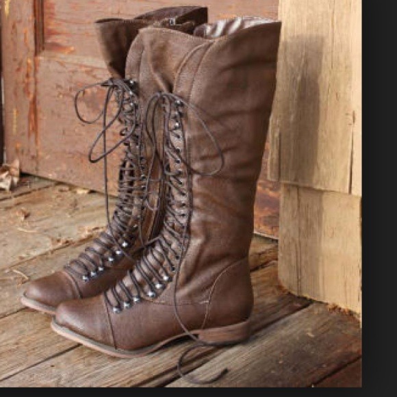 Spool 72 lace up riding boots