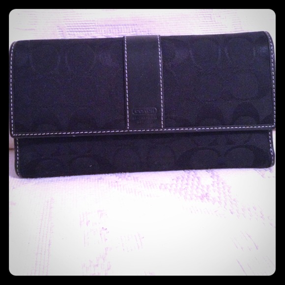 Coach signature checkbook wallet Black barely used