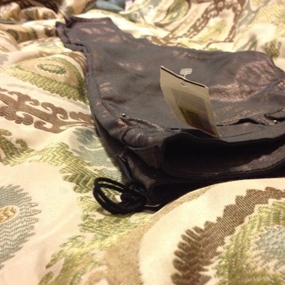 Pants - Picture 2 of 4