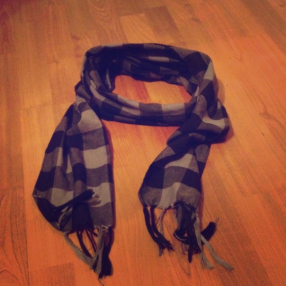 Black and Grey Checkered Scarf